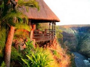 ©Victoria Falls Safari Lodge, Simbabwe; Kalahari – Afrika Spezial Safaris, Dresden