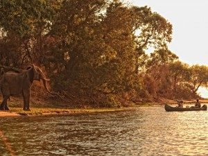 ©Zambezi Lifestyle Camp, Simbabwe; Kalahari – Afrika Spezial Safaris, Dresden