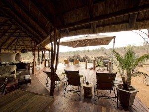 ©Khulu Ivory Lodge, Simbabwe; Kalahari – Afrika Spezial Safaris, Dresden